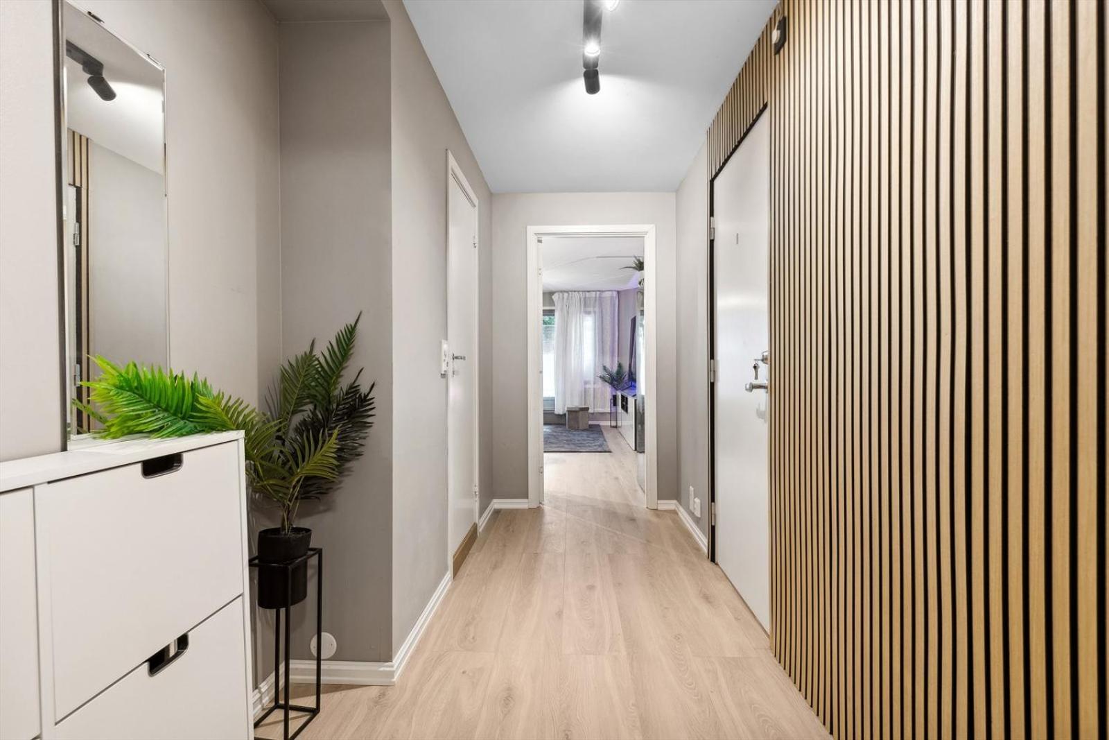 Luxurious Modern Room In Central Oslo - Eur 4K Expensive Bed And 82" Cinematic Tv Extérieur photo