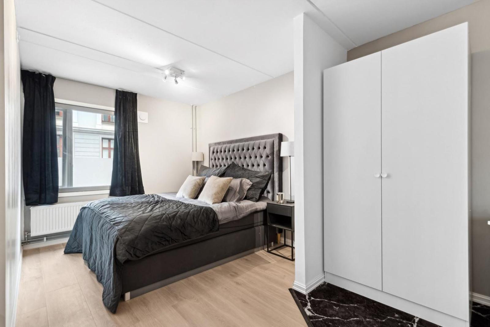 Luxurious Modern Room In Central Oslo - Eur 4K Expensive Bed And 82" Cinematic Tv Extérieur photo